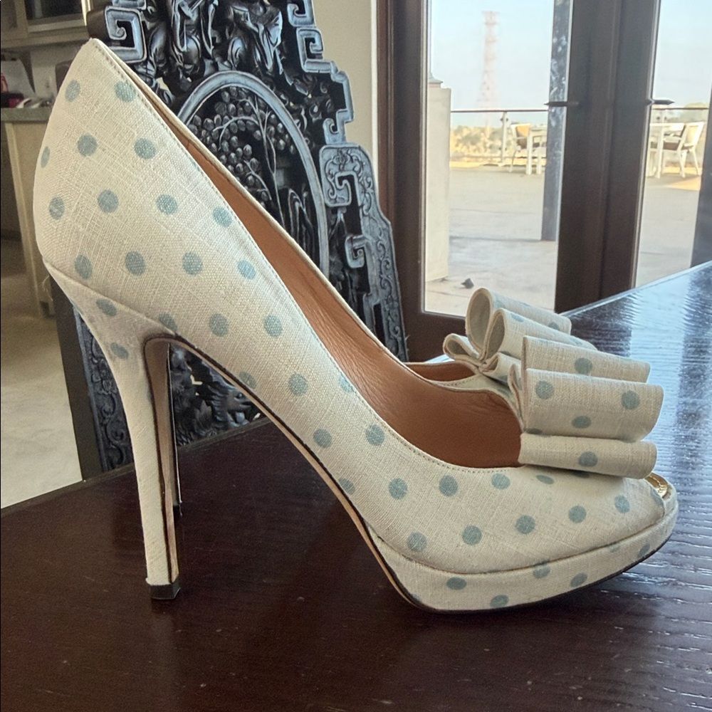 Elegant Polka Dot Peep Toe Heels - Picture 4 of 6